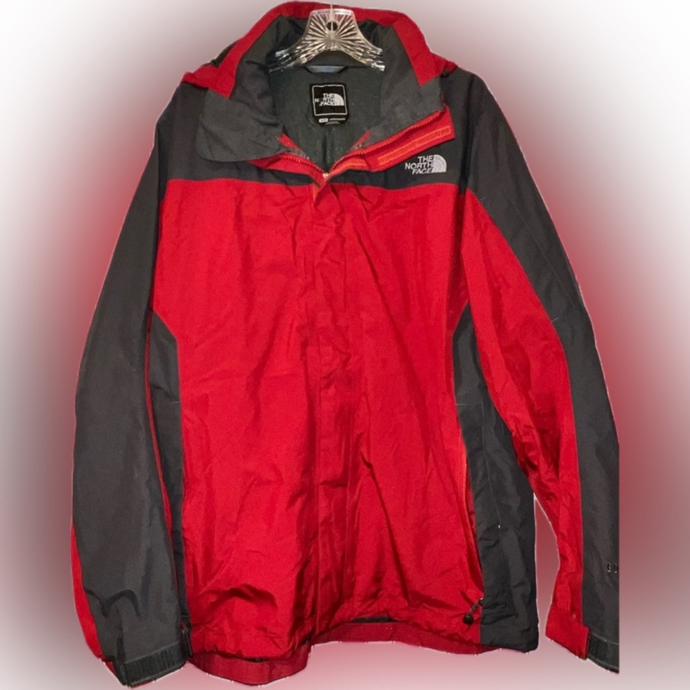 The North Face Coat/Parka, Red, Size M, Pristine Condition